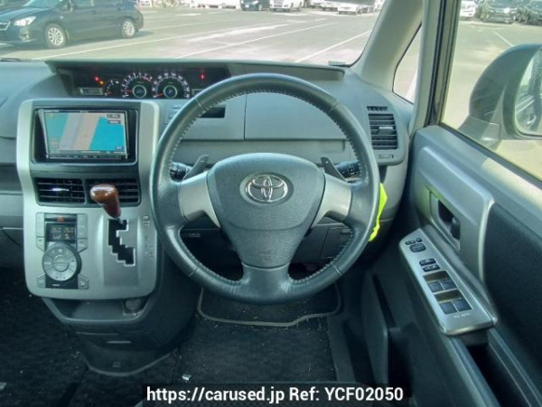 Used 2007 AT toyota noah ZRR75W Image[20]