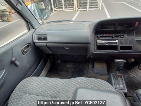 Used 2000 AT toyota regiusace-van RZH112V Image[18]