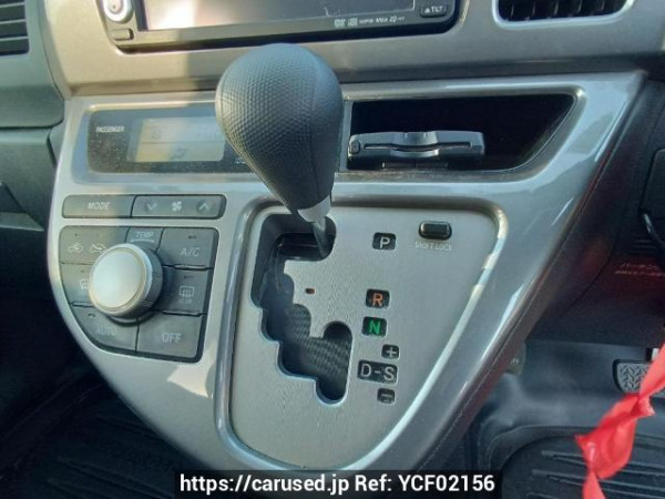 Used 2006 AT toyota wish ZNE10G Image[25]