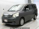 Toyota Noah ZRR75G