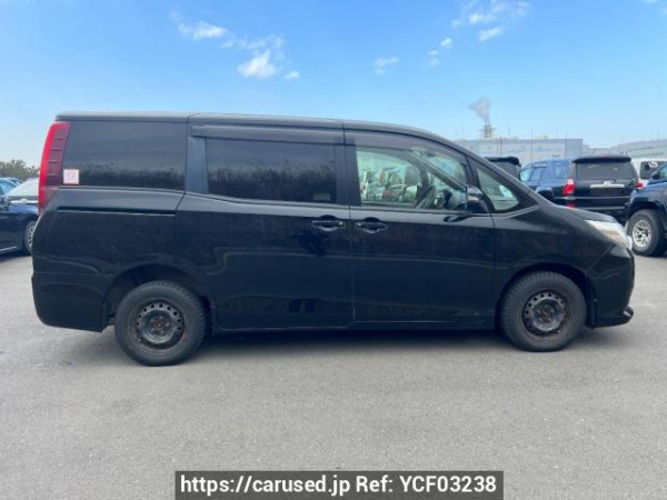 Used 2014 AT toyota noah ZRR85G Image[7]