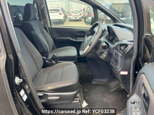 Used 2014 AT toyota noah ZRR85G Image[11]