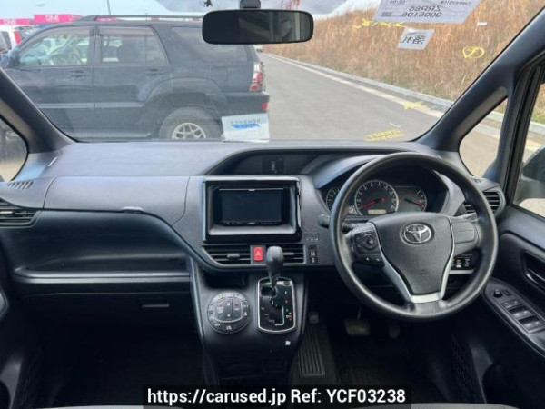 Used 2014 AT toyota noah ZRR85G Image[16]