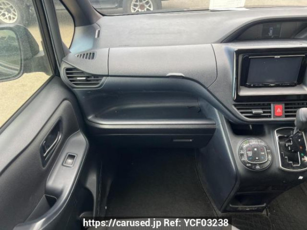 Used 2014 AT toyota noah ZRR85G Image[17]
