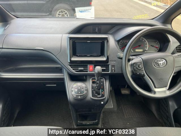 Used 2014 AT toyota noah ZRR85G Image[18]