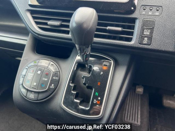 Used 2014 AT toyota noah ZRR85G Image[22]