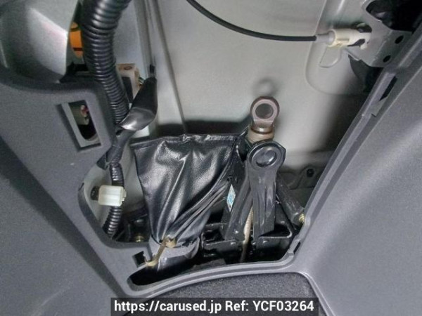 Used 2003 AT toyota wish ZNE10G Image[42]