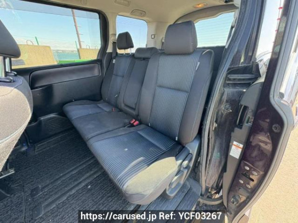 Used 2015 AT toyota noah ZRR85W Image[15]