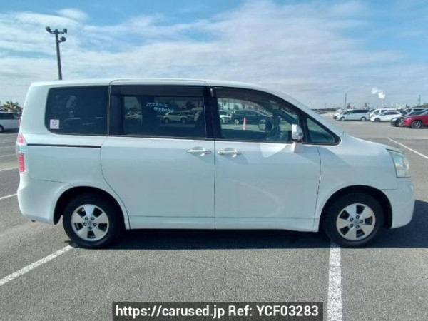 Used 2008 AT toyota noah ZRR70G Image[7]