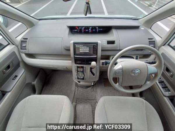 Used 2009 AT toyota noah ZRR70G Image[18]