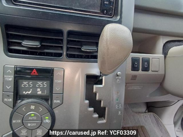 Used 2009 AT toyota noah ZRR70G Image[26]