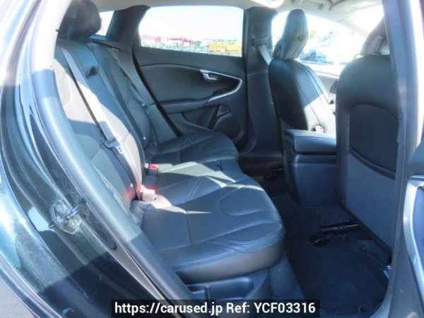 Used 2013 AT volvo v40 MB4164T Image[18]