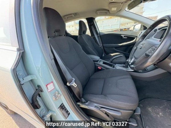 Used 2018 AT volvo v40 MB4154T Image[12]