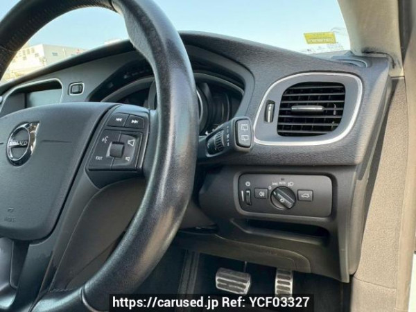 Used 2018 AT volvo v40 MB4154T Image[28]