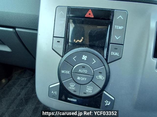 Used 2008 AT toyota noah ZRR70W Image[26]