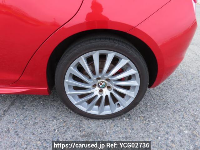 Buy Used 2014 Alfa Romeo Giulietta 940141 (YCG02736) - Carused.jp