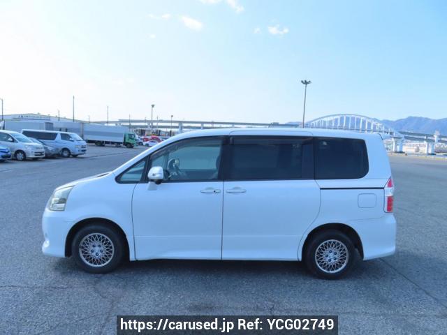 Buy Used 2009 Toyota Noah ZRR70W (YCG02749) - Carused.jp