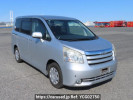 Toyota Noah ZRR70G