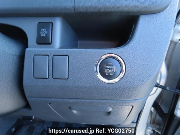 Used 2009 AT toyota noah ZRR70G Image[27]