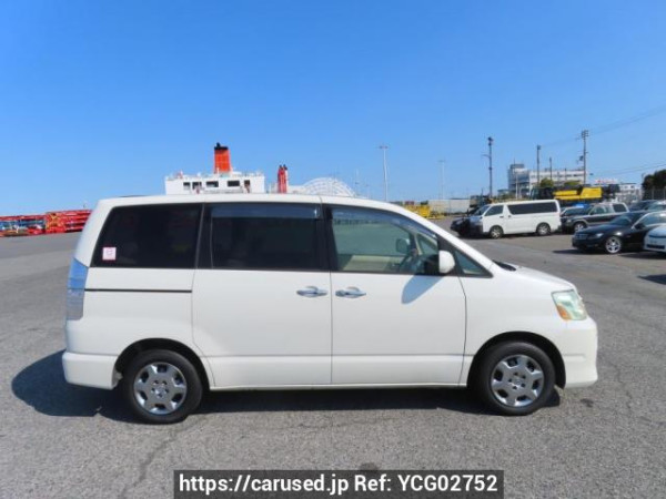Used 2005 AT toyota noah AZR60G Image[7]
