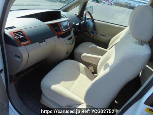 Used 2005 AT toyota noah AZR60G Image[15]