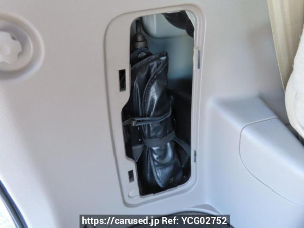 Used 2005 AT toyota noah AZR60G Image[49]