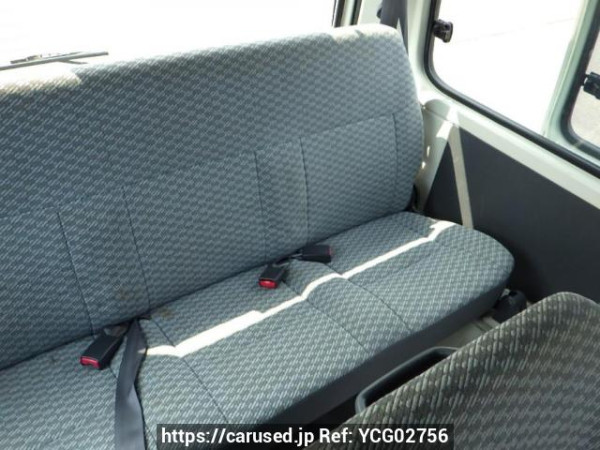 Used 2001 AT toyota hiace-wagon RZH111G Image[17]