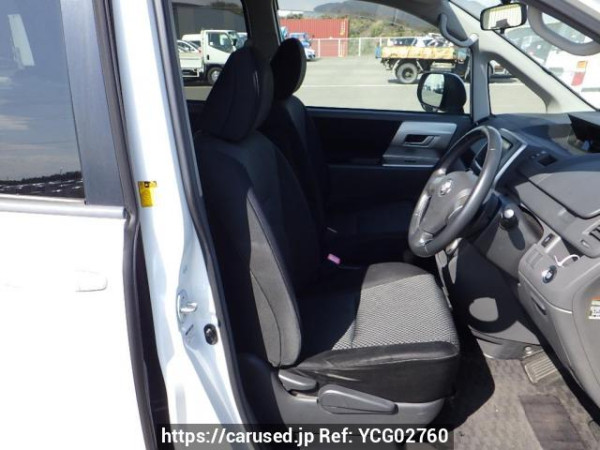 Used 2008 AT toyota noah ZRR70W Image[9]