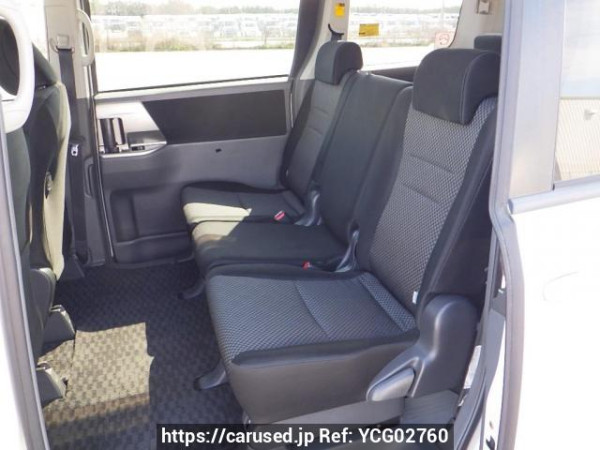 Used 2008 AT toyota noah ZRR70W Image[12]