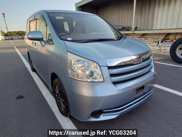 Buy Used 2009 Toyota Noah ZRR70G (YCG03204) - Carused.jp