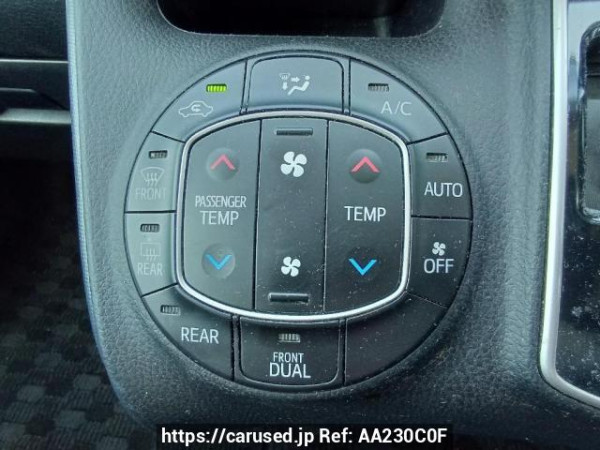 Used 2015 AT toyota noah ZRR80G Image[24]