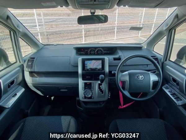 Used 2008 AT toyota noah ZRR70W Image[18]