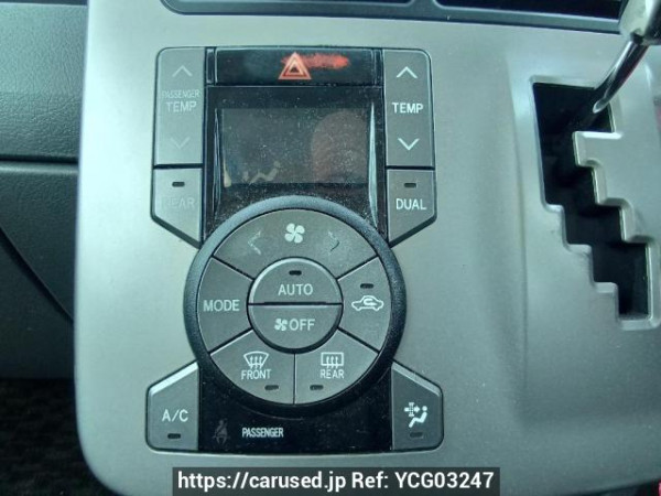 Used 2008 AT toyota noah ZRR70W Image[25]