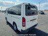 Used 2005 MT toyota regiusace-van KDH205V Image[4]