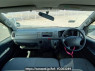 Used 2005 MT toyota regiusace-van KDH205V Image[17]