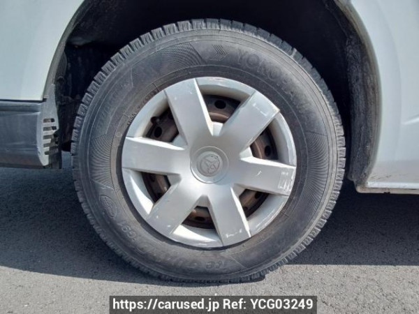 Used 2005 MT toyota regiusace-van KDH205V Image[28]