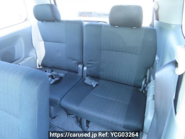 Used 2004 AT toyota voxy AZR60G Image[24]