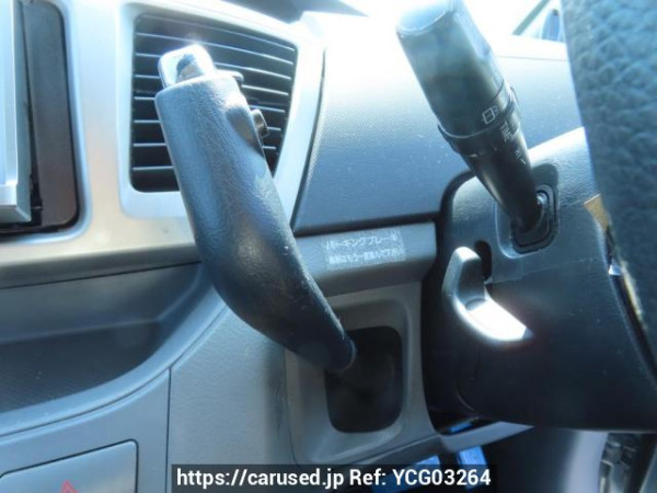 Used 2004 AT toyota voxy AZR60G Image[29]