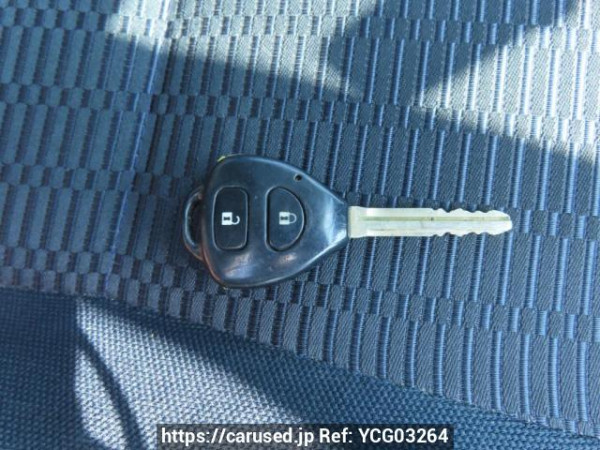 Used 2004 AT toyota voxy AZR60G Image[50]