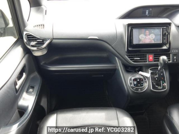 Used 2015 AT toyota noah ZRR80W Image[19]
