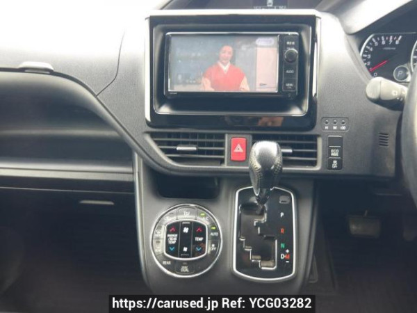 Used 2015 AT toyota noah ZRR80W Image[23]