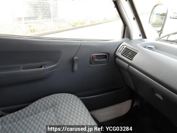 Used 2001 AT toyota hiace-van RZH112V Image[27]