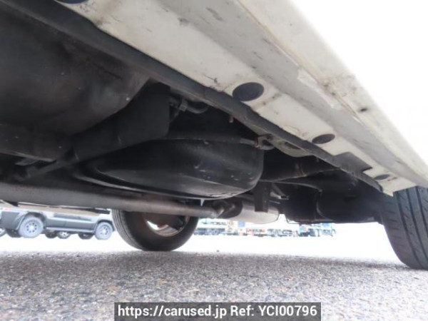 Used 2004 AT toyota isis ZNM10W Image[45]