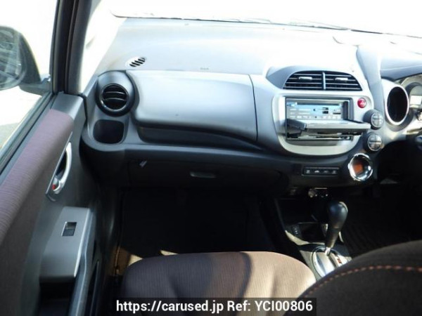 Used 2011 AT honda fit GE8 Image[16]