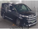 Toyota Noah MZRA90W