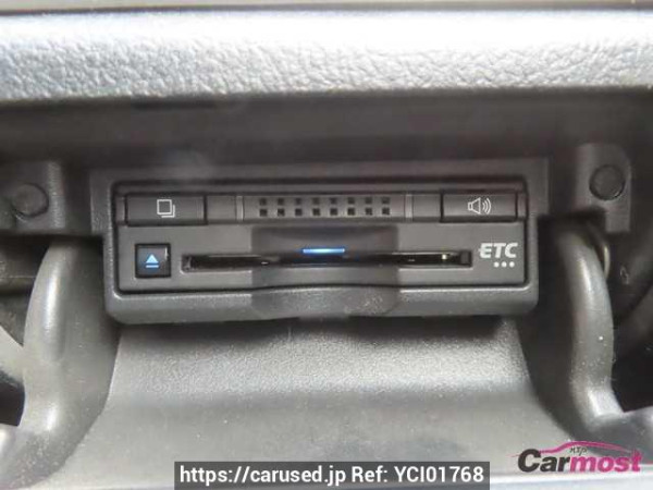 Used 2017 AT toyota crown-hybrid AWS210 Image[13]