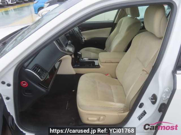 Used 2017 AT toyota crown-hybrid AWS210 Image[20]