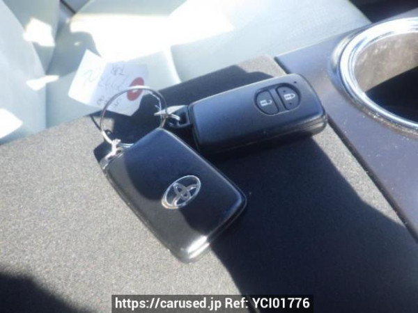 Used 2012 AT toyota prius-alpha ZVW40W Image[36]