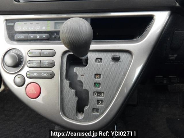 Used 2003 AT toyota wish ZNE10G Image[27]