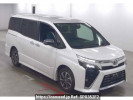 Toyota Voxy ZRR80W